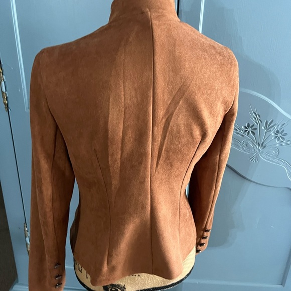 Brown jacket - Picture 2 of 4